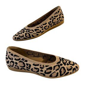 Vivaia Lightweight Almond Toe Flats Tamia Walker Leopard Print Size 39.5 Comfort